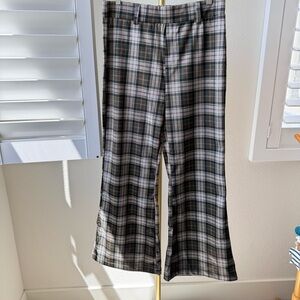 Halara pull on flare pants. Size xl